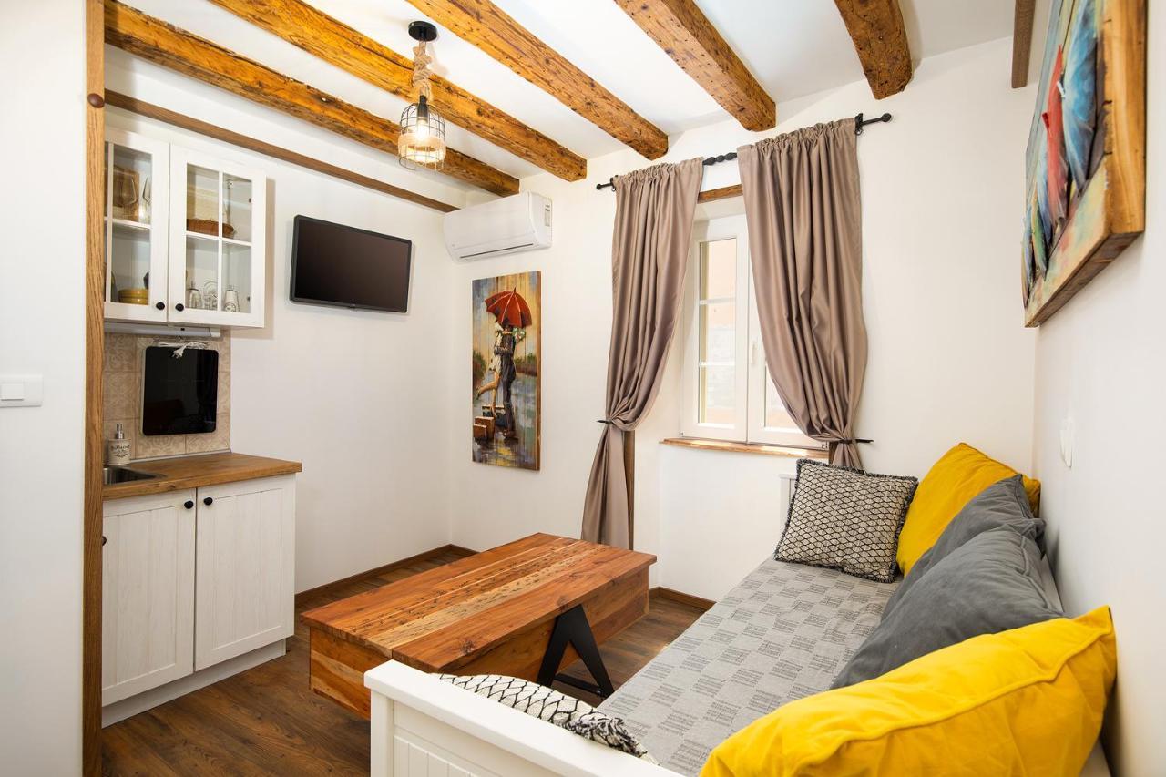 Apartament Domus Maximus Pula Zewnętrze zdjęcie
