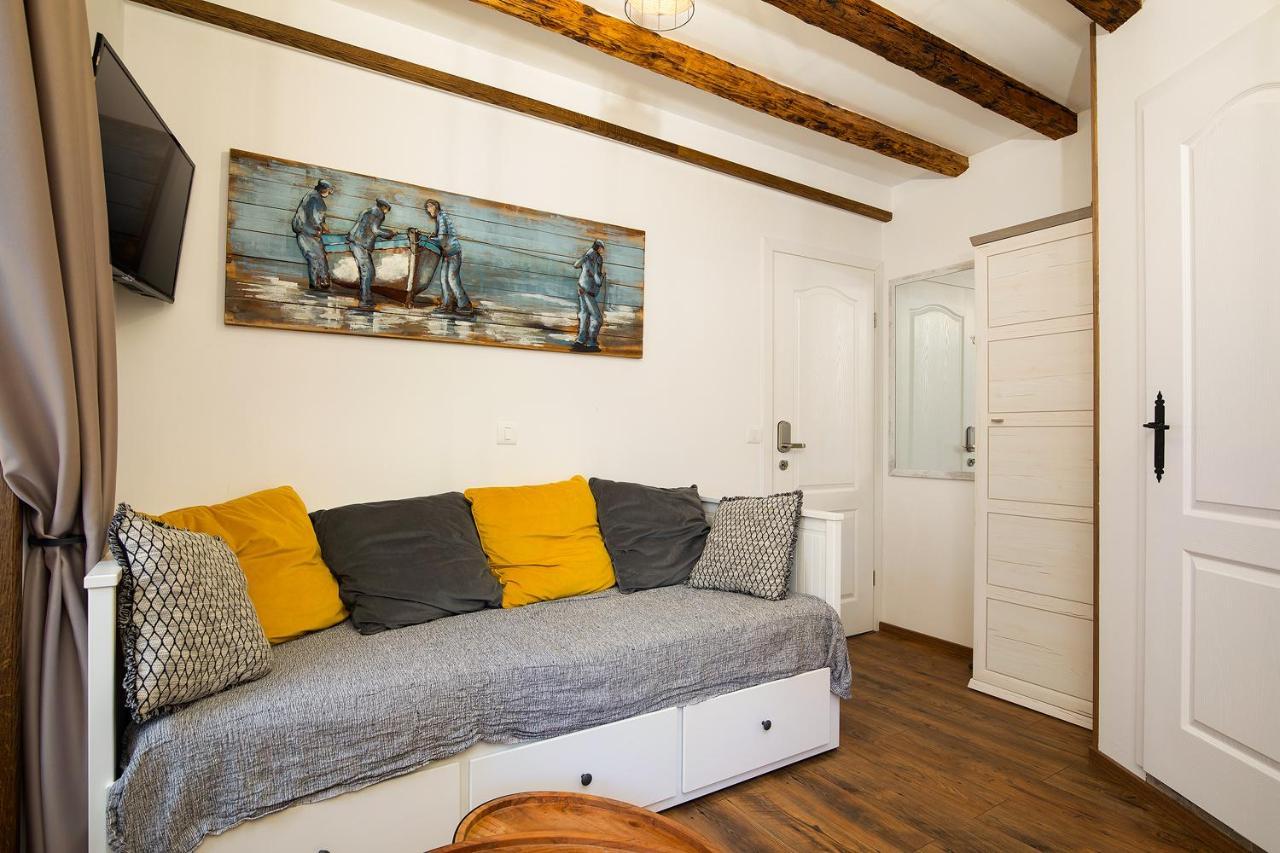 Apartament Domus Maximus Pula Zewnętrze zdjęcie