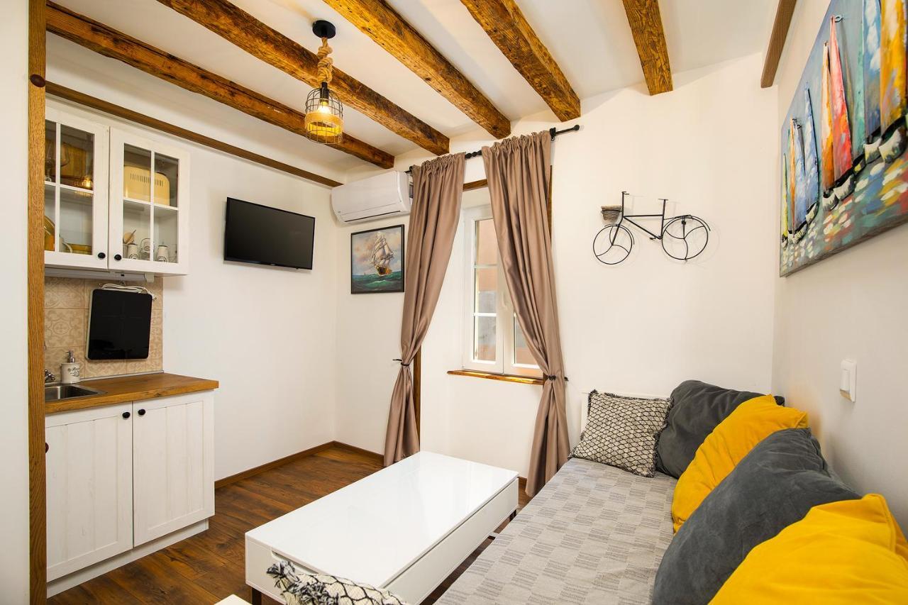 Apartament Domus Maximus Pula Zewnętrze zdjęcie